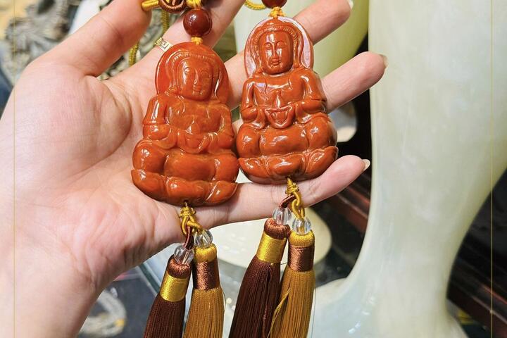 DÂY TREO XE PHẬT QUAN ÂM NGỌC CẨM THẠCH HUYẾT - THIỆN THÀNH GROUP